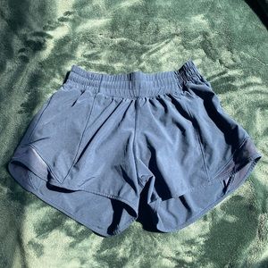Lululemon Hotty Hot Short